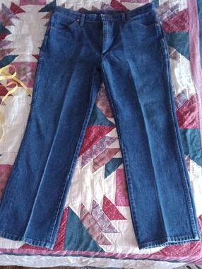 Wrangler Men's Bootcut Jeans in Blue Denim